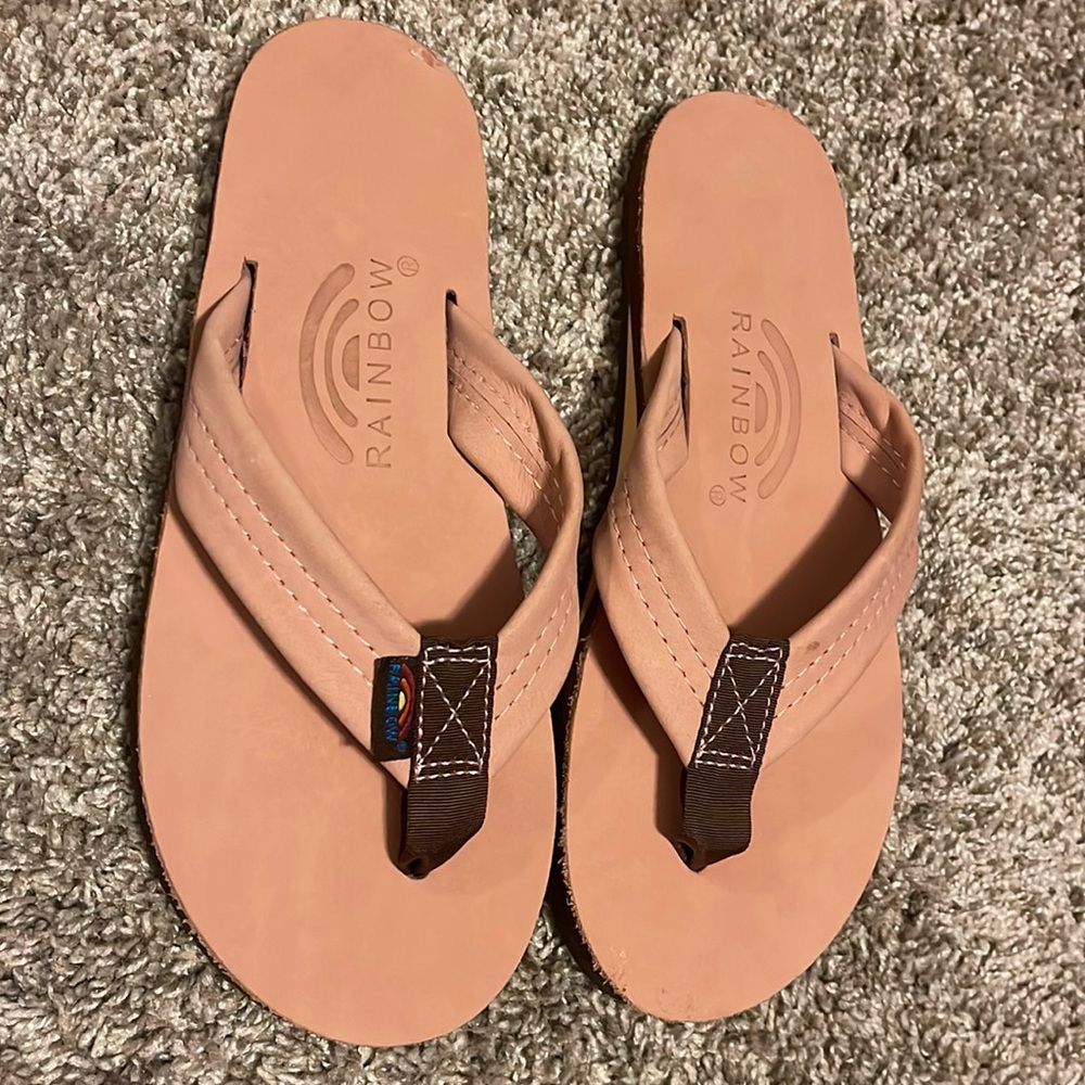 Rainbow Thong Mauve Sandals Size 6 New